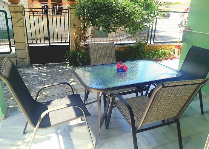 Stamoulis Apartments